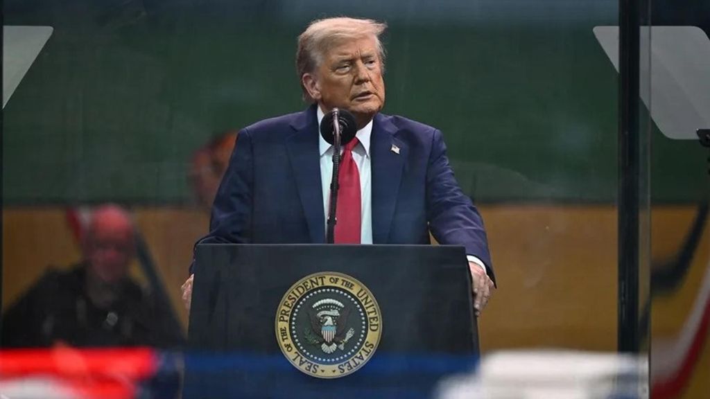 Trump celebra su desfile militar, eclipsado por las protestas masivas contra su "autoritarismo"