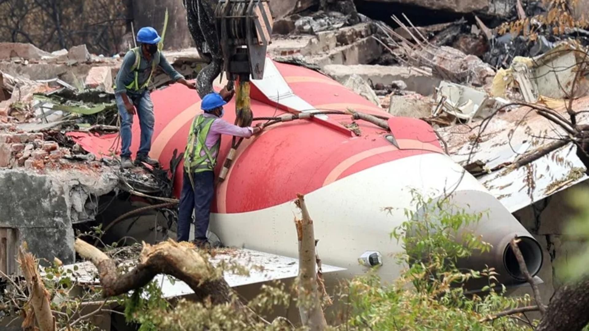 Avión de Air India siniestrado