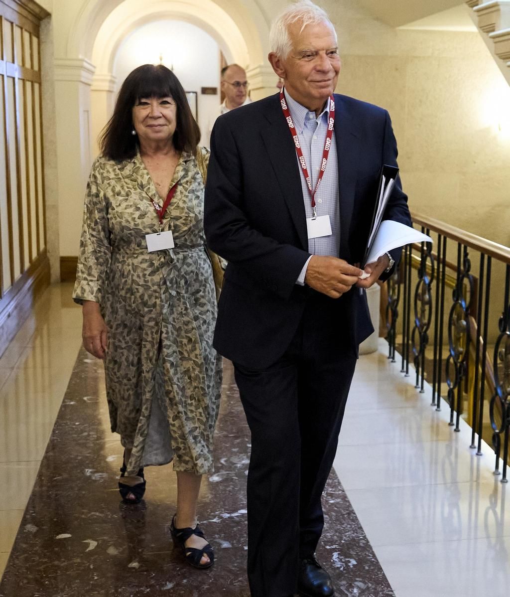 Cristina Narbona y Josep Borrell