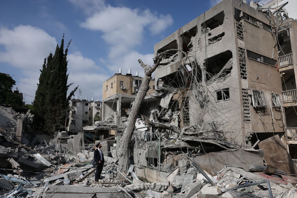 El conflicto entre Israel e Irán se redrudece: Netanyahu afirma que la muerte de Jamenei podría poner fin al conflicto