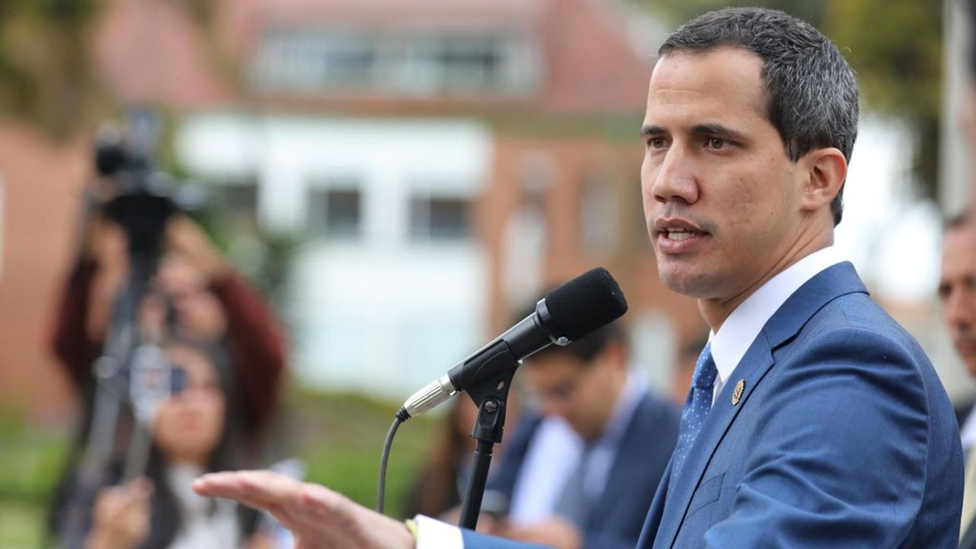 Juan Guaidó anuncia que ha dado positivo por coronavirus