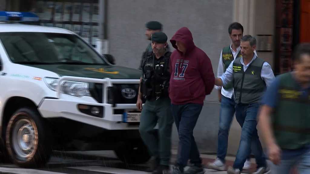 Juicio por el asesinato de Elisa Abruñedo: Roger Serafín la habría "abordado por la espalda" para después violarla y apuñalarla