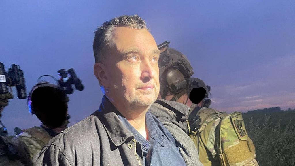 Vance Boelter, el sospechoso hombre del asesinato de la congresista de Minnesota Melissa Hortman y su marido, detenido