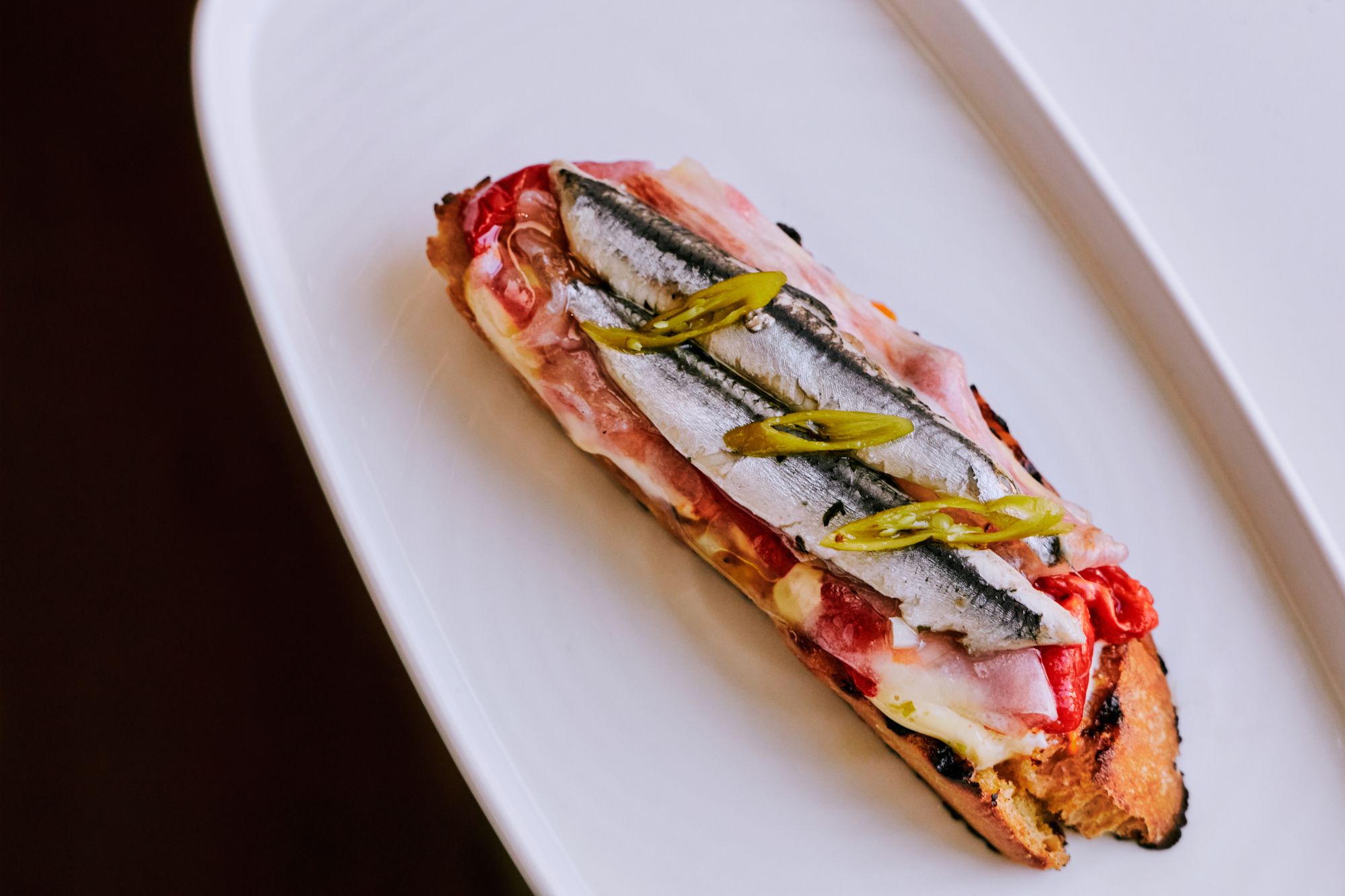 La 'Tosta de boquerón cantábrico y papada Joselito'