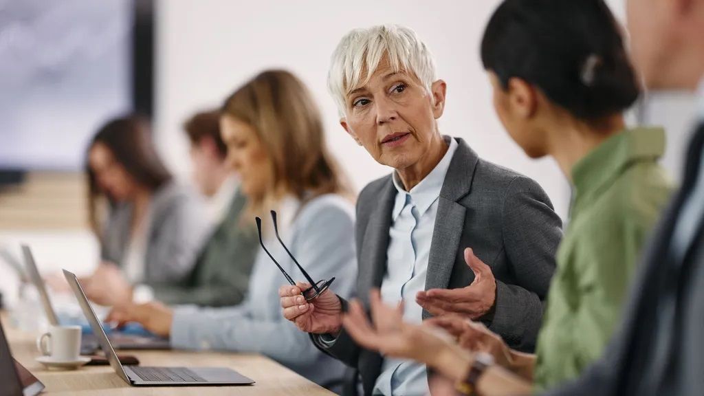 Mujeres de distintas edades, y en distintos escalones salariales