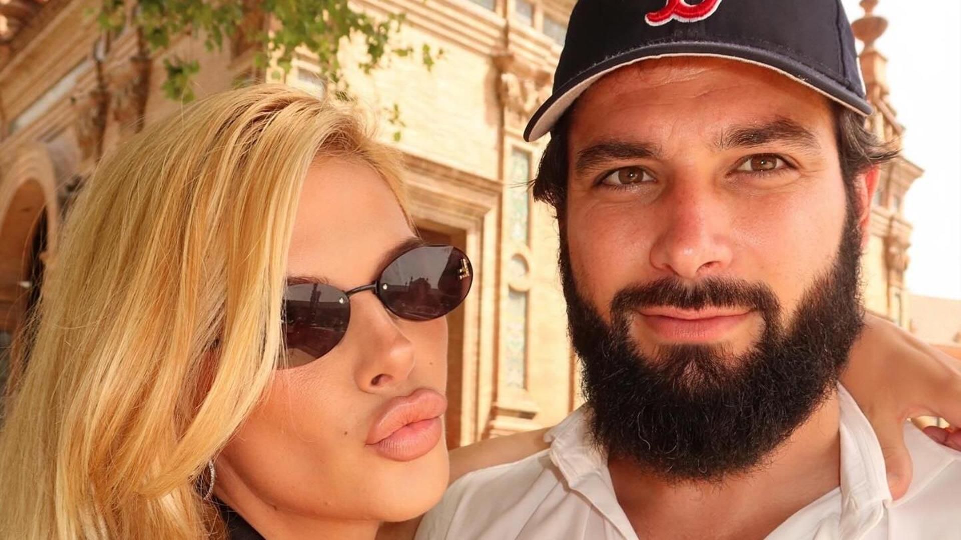 Ajla y Jota Peleteiro en Sevilla