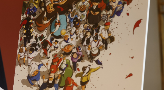 El autor ha puesto el color verde de fondo y el rojo en las aspas