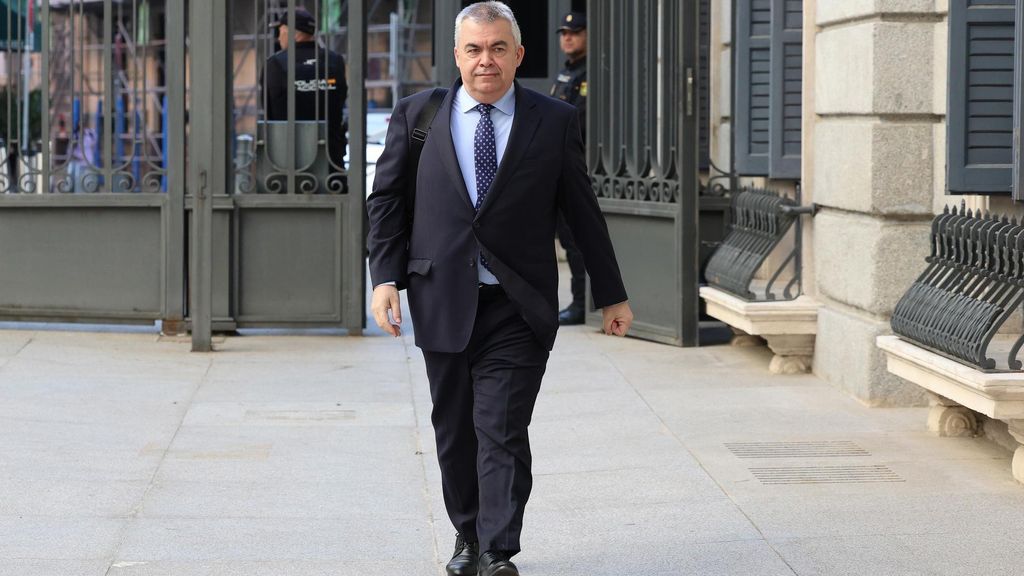 El ex secretario de Organización del PSOE Santos Cerdán, en el Congreso de los Diputados, a 28 de mayo de 2025, en Madrid (España).