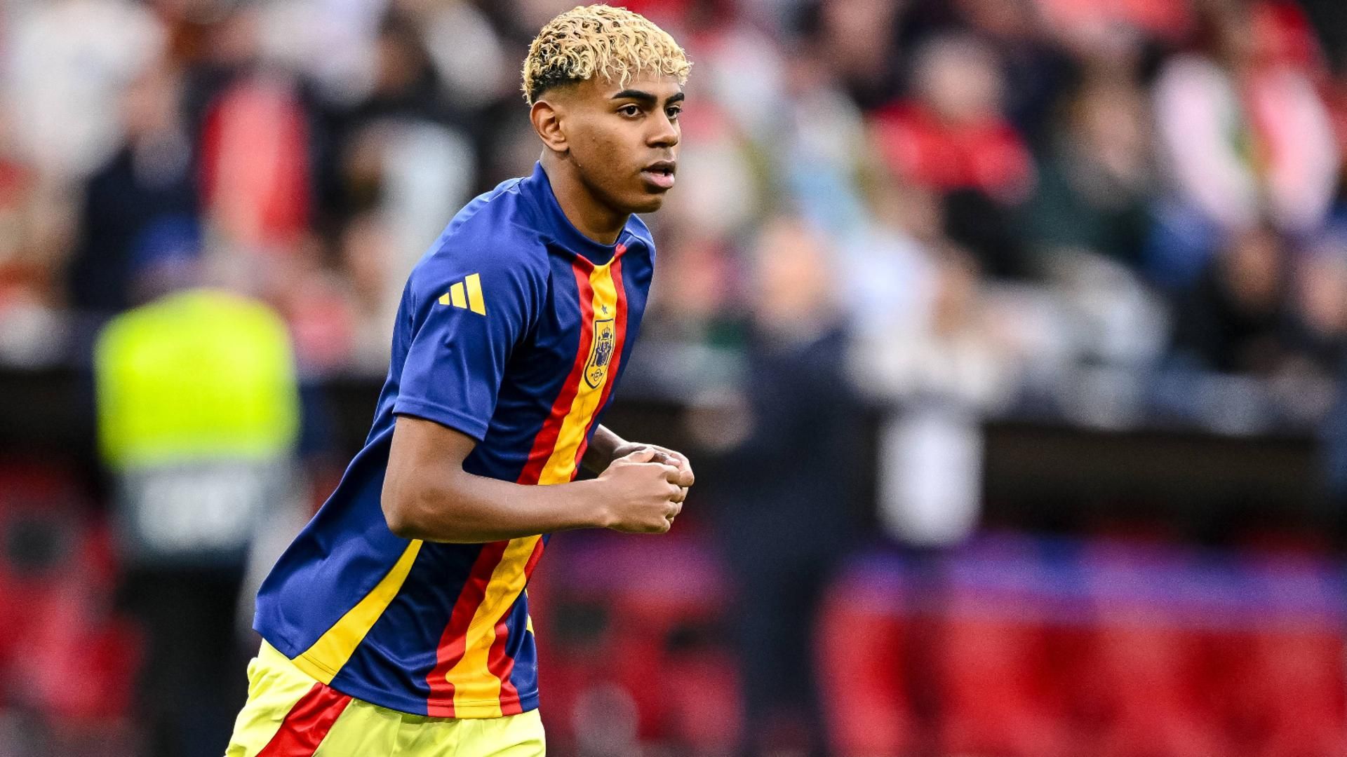 El jugador del fútbol  Lamine Yamal