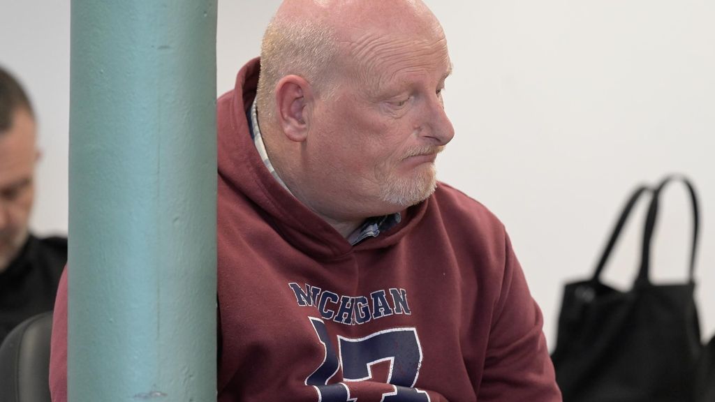 Roger Serafín, acusado de asesinar y violar a Elisa Abruñedo, durante un juicio en la Audiencia Provincial de A Coruña