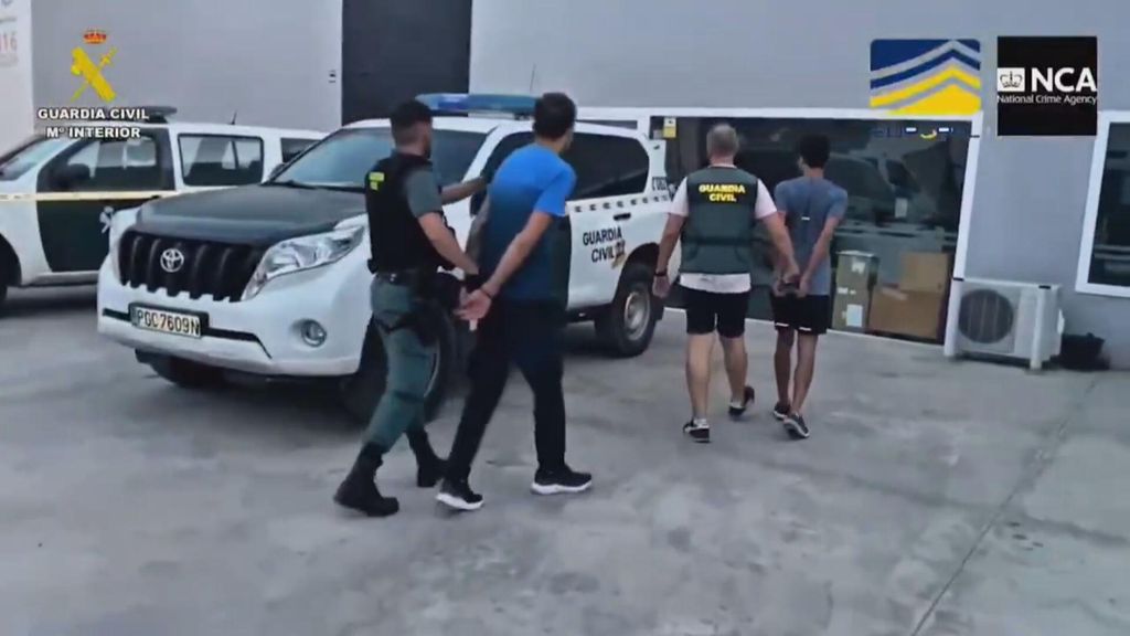 Cinco detenidos por el asalto con armas de fuego y chalecos antibalas a un furgón policial en Ibiza para liberar a un preso