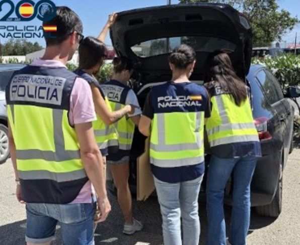 Detienen a un menor de edad por tenencia y tráfico de pornografía infantil en Formentera