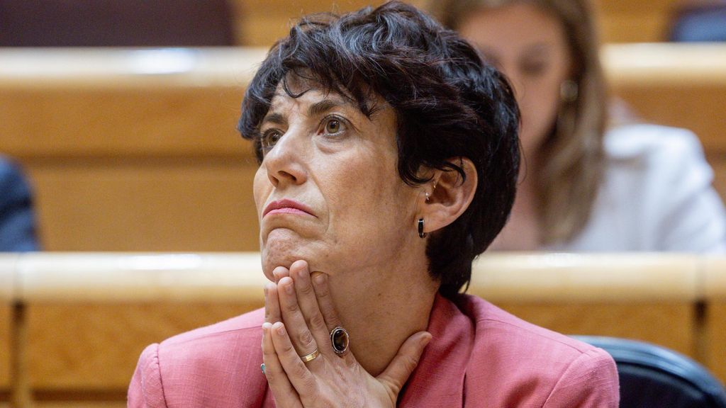 La oposición en Navarra denuncia que Elma Saiz impidió jubilar al hombre responsable de las adjudicaciones a Servinabar