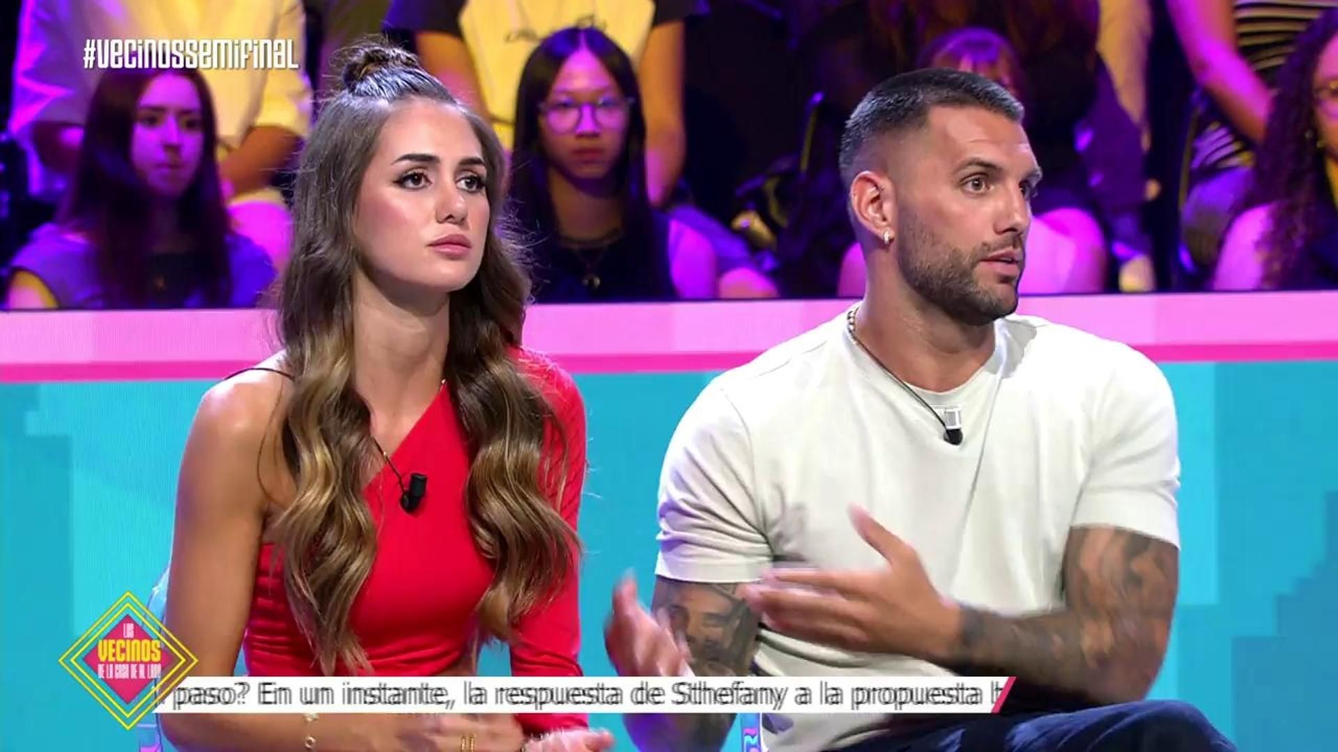 Barranco estalla contra Maica por preferir que sea él el expulsado: “Ojalá se quede Gaby y te la comas” Los vecinos de la casa de al lado Gala Temporada 2 Top Vídeos 1775