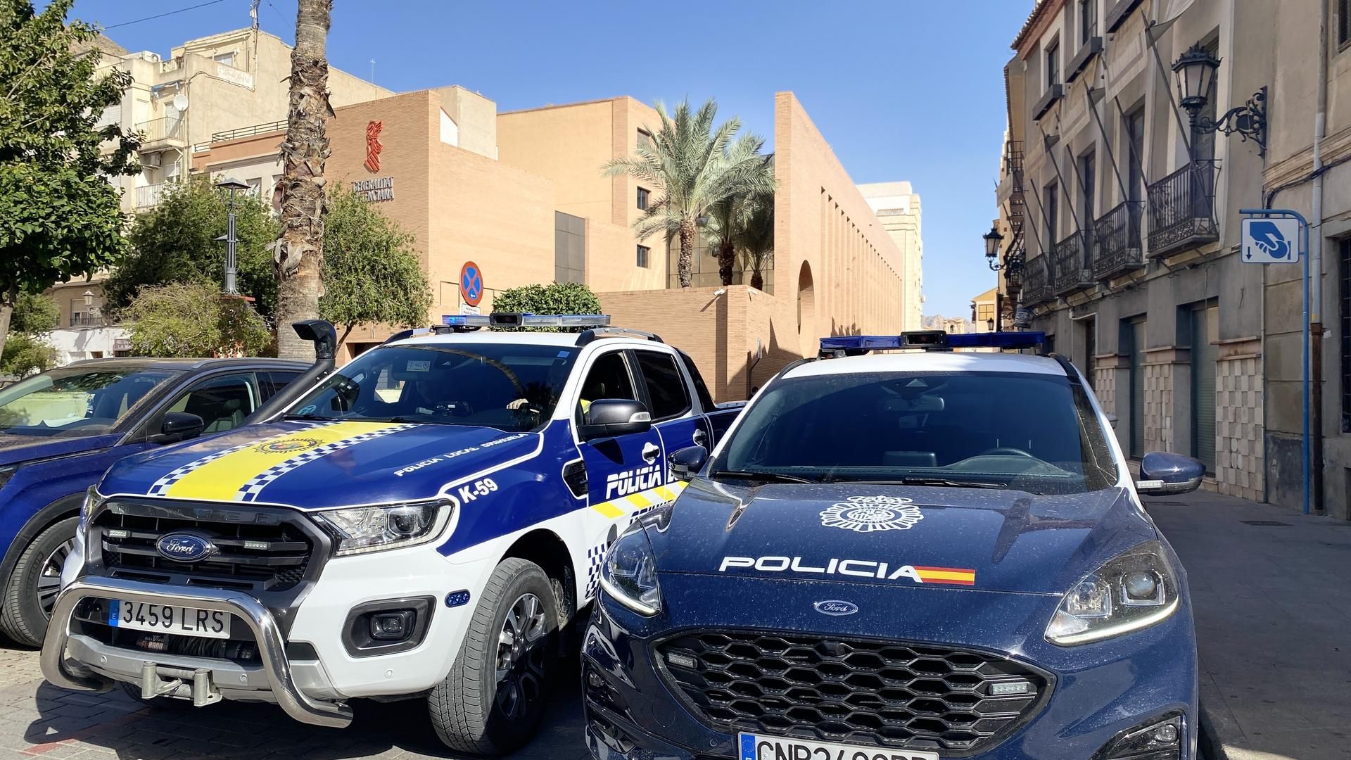Policía Nacional y Policía Local de Orihuela