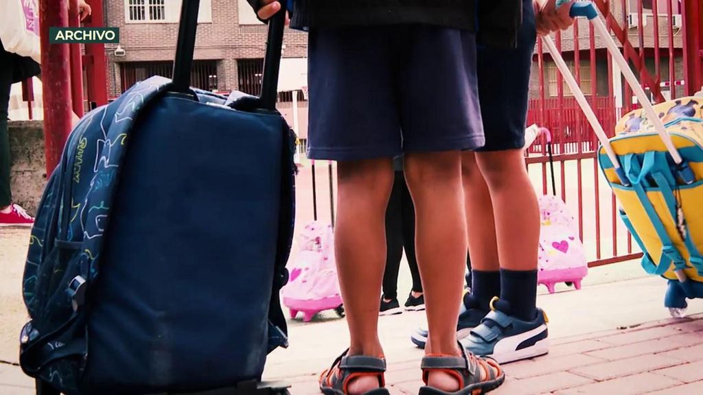 Una madre denuncia que su hijo sufrió abusos sexuales en el colegio hace dos años: "Parece que a nadie le importa que un pederasta esté suelto"