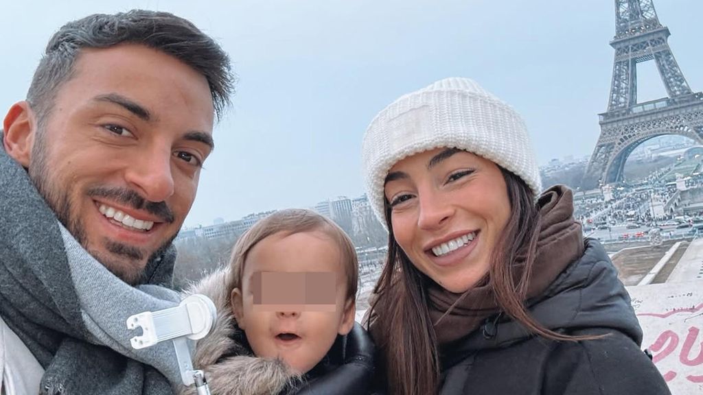 Borja González, con su hijo y Ana Solma