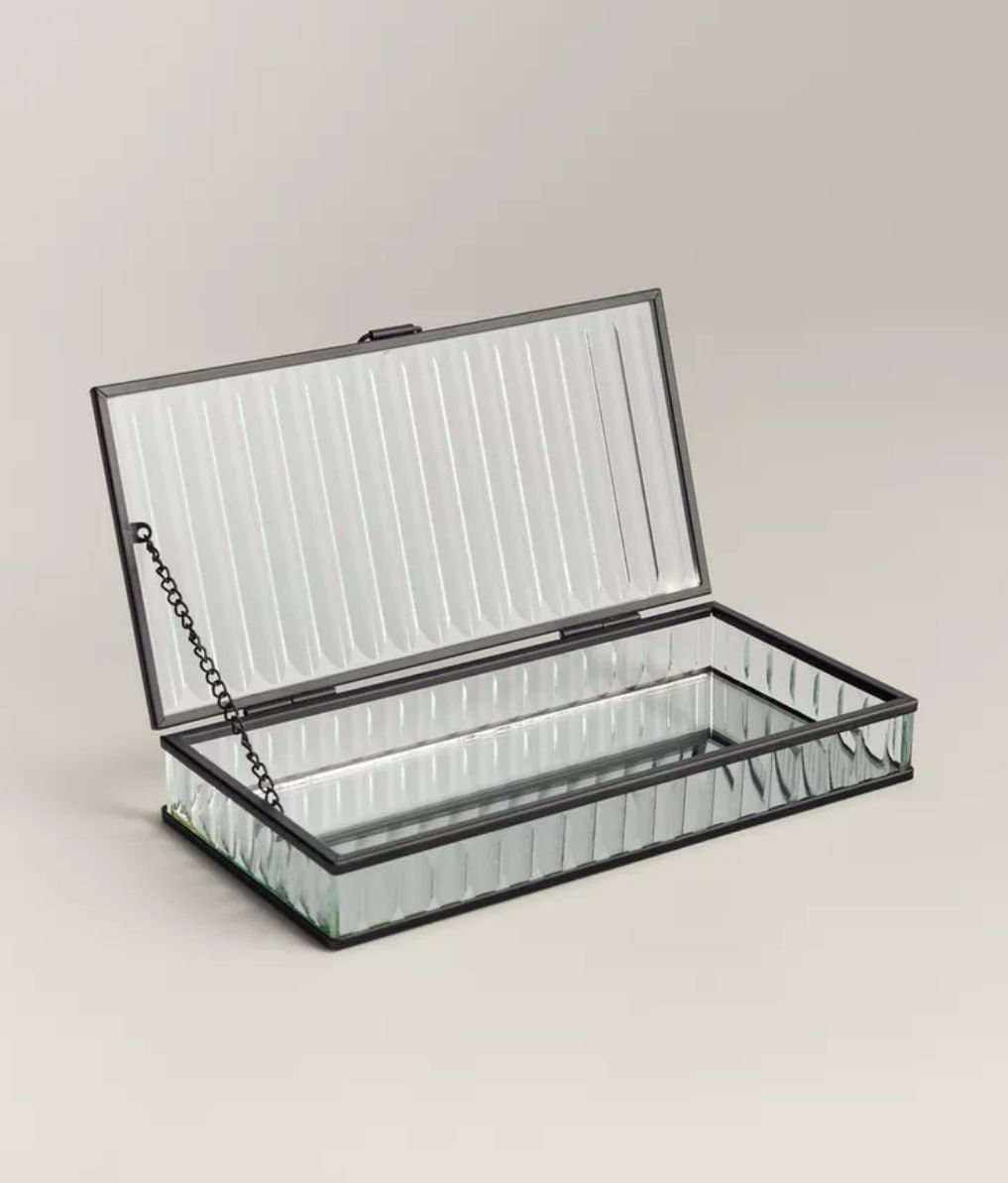 Caja rectangular de cristal