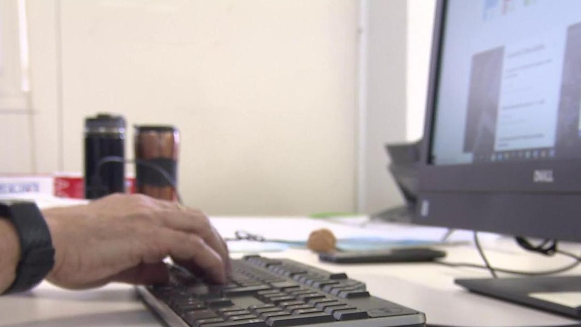 ‘El programa de Ana Rosa se infiltra en las mafias de los ciberladrones: “Se hacen pasar por el