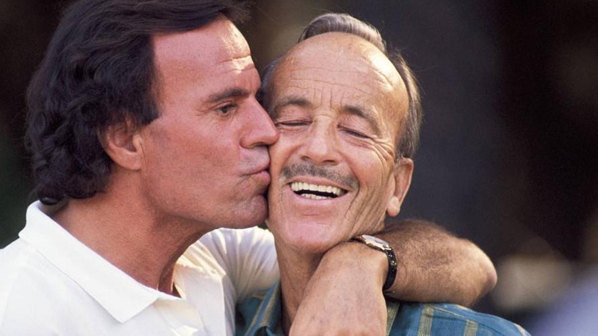 Julio Iglesias y su padre, en una imagen de archivo Julio Iglesias y su padre, en una imagen de archivo