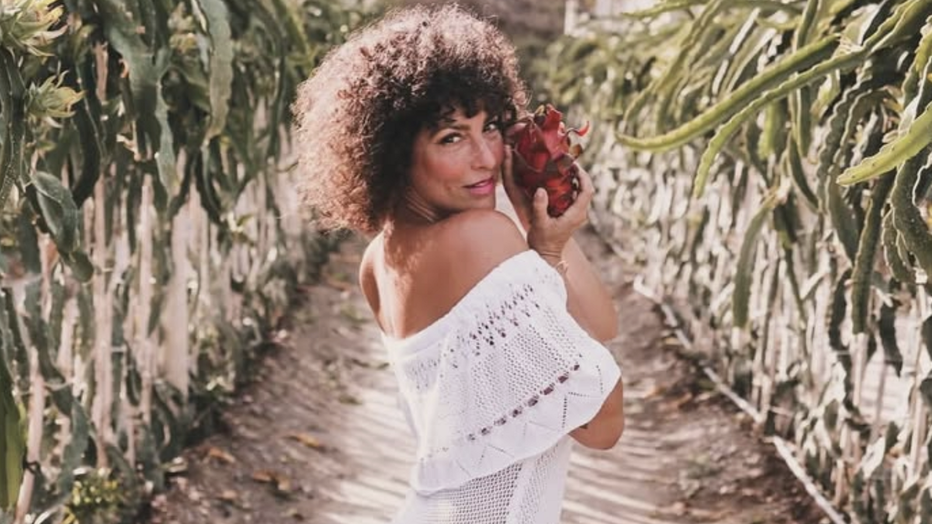 Rocío Madid en su plantación agrícola