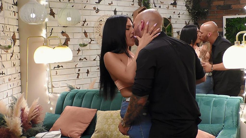 Un flechazo y un calentón épico: ‘El pulpillo de Málaga’ hace mach con Monti en ‘First Dates’