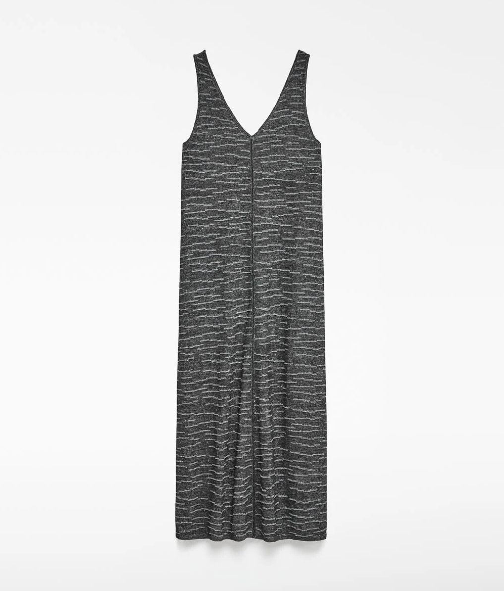 Vestido de punto minimalista