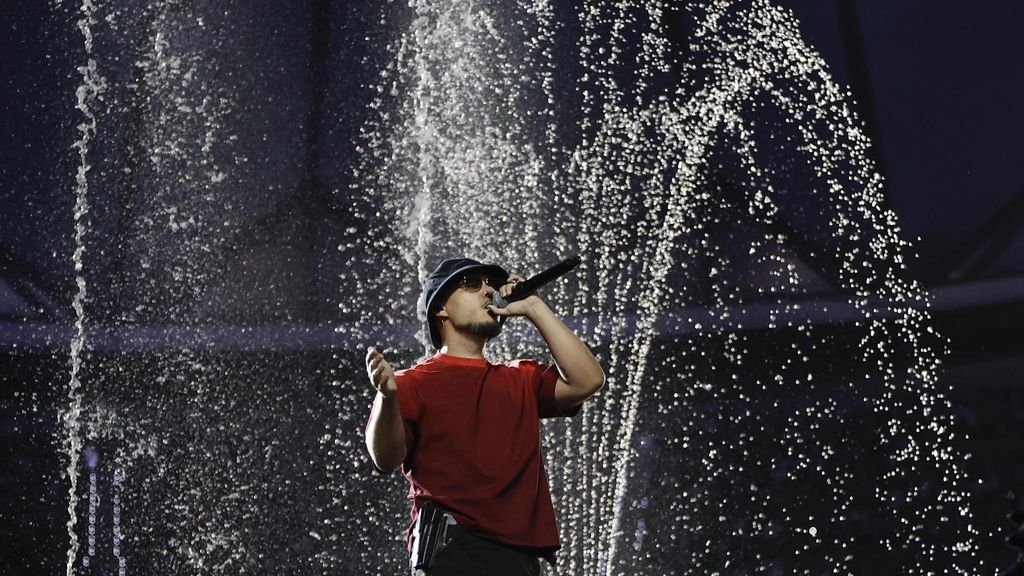 Dellafuente revoluciona el Metropolitano con un espectáculo sin precedentes: las sorpresas de su concierto