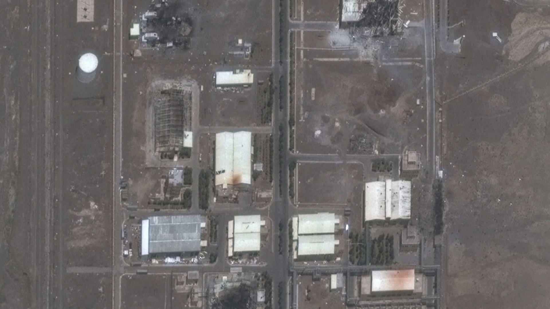 EEUU bombardea las instalaciones nucleares iraníes de Isfahán, Natanz y Fordo