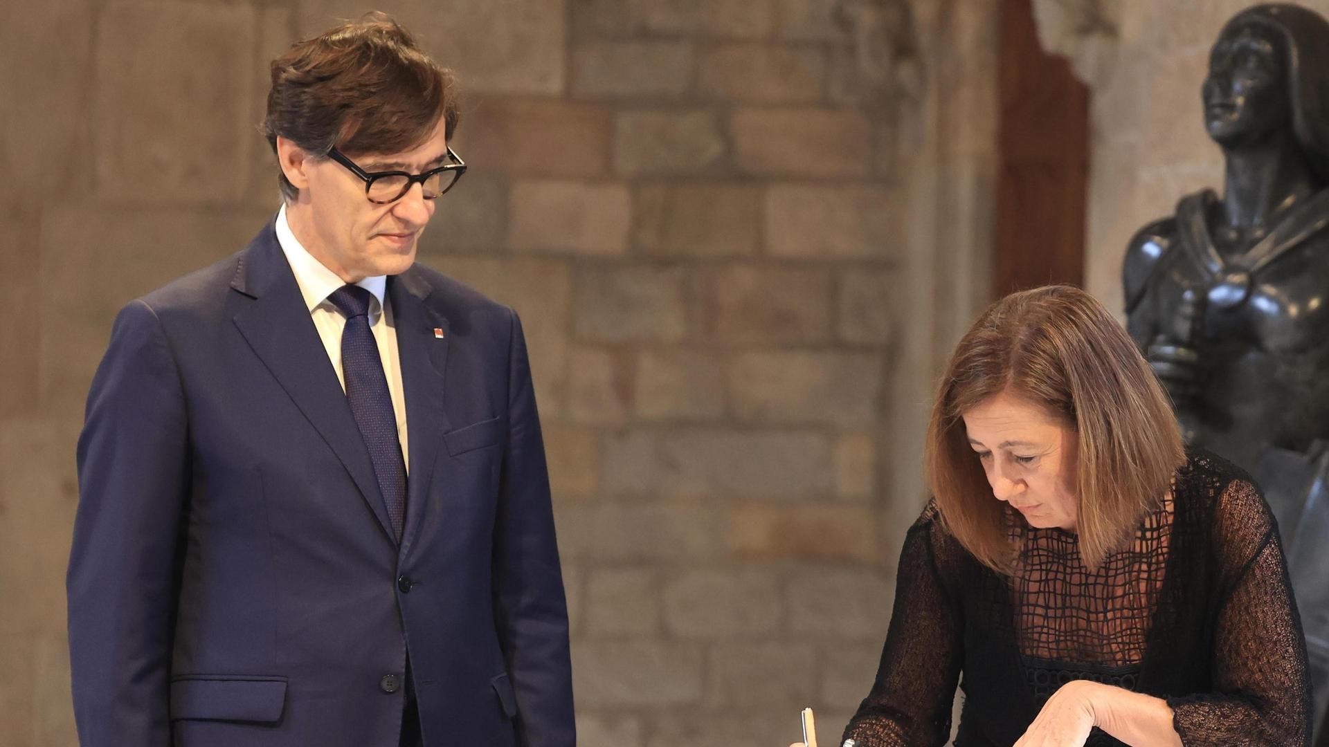 El presidente de la Generalitat Cataluña, Salvador Illa, y la presidenta del Congreso, Francina Armengol