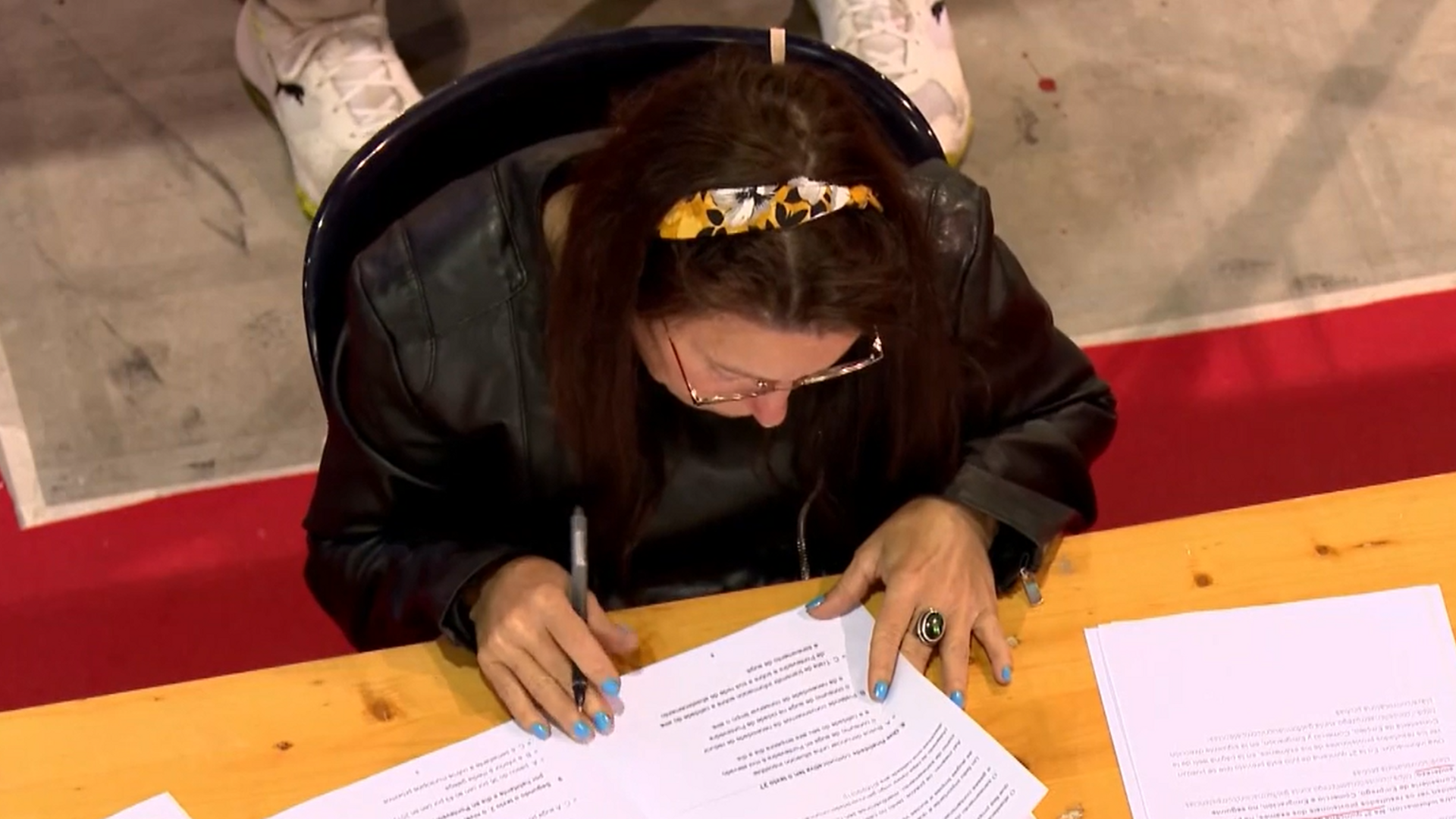 Examinadoras de oposiciones piden medidas de conciliación familiar por ser madres lactantes