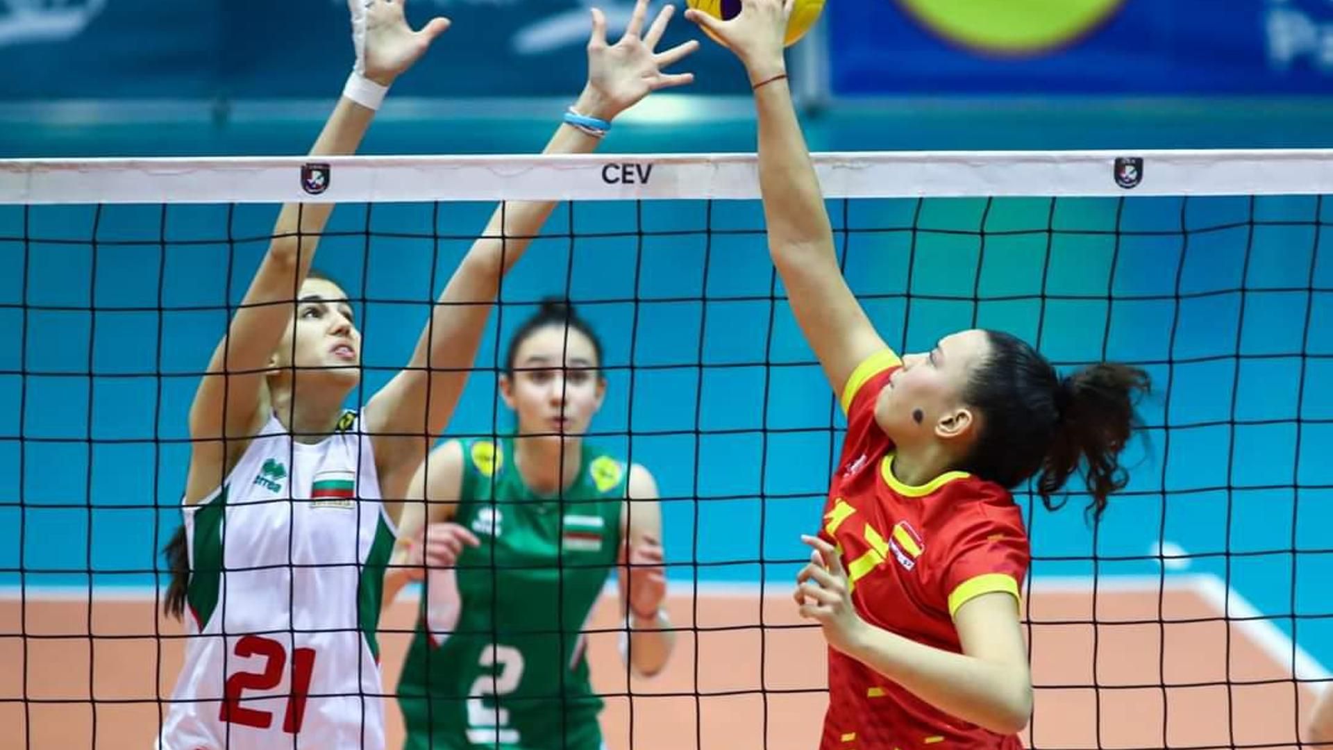 Alejandra ha sido seleccionada para jugar el Mundial sub-19 de voleibol femenino