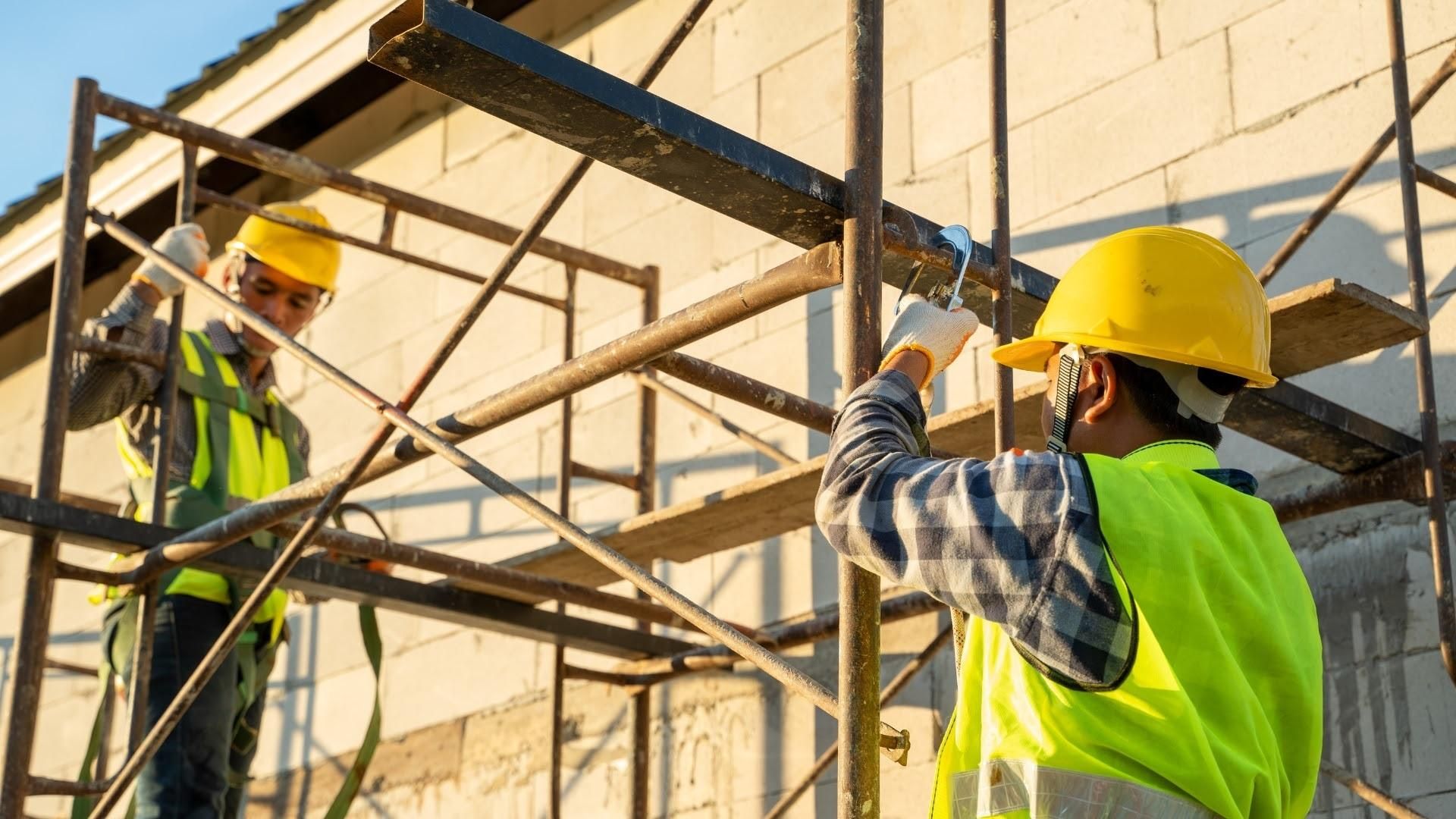 El problema de la construcción en España: escasez de albañiles y envejecimiento laboral