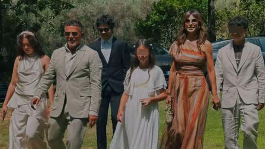 La comunión de los hijos de Alejandro Sanz