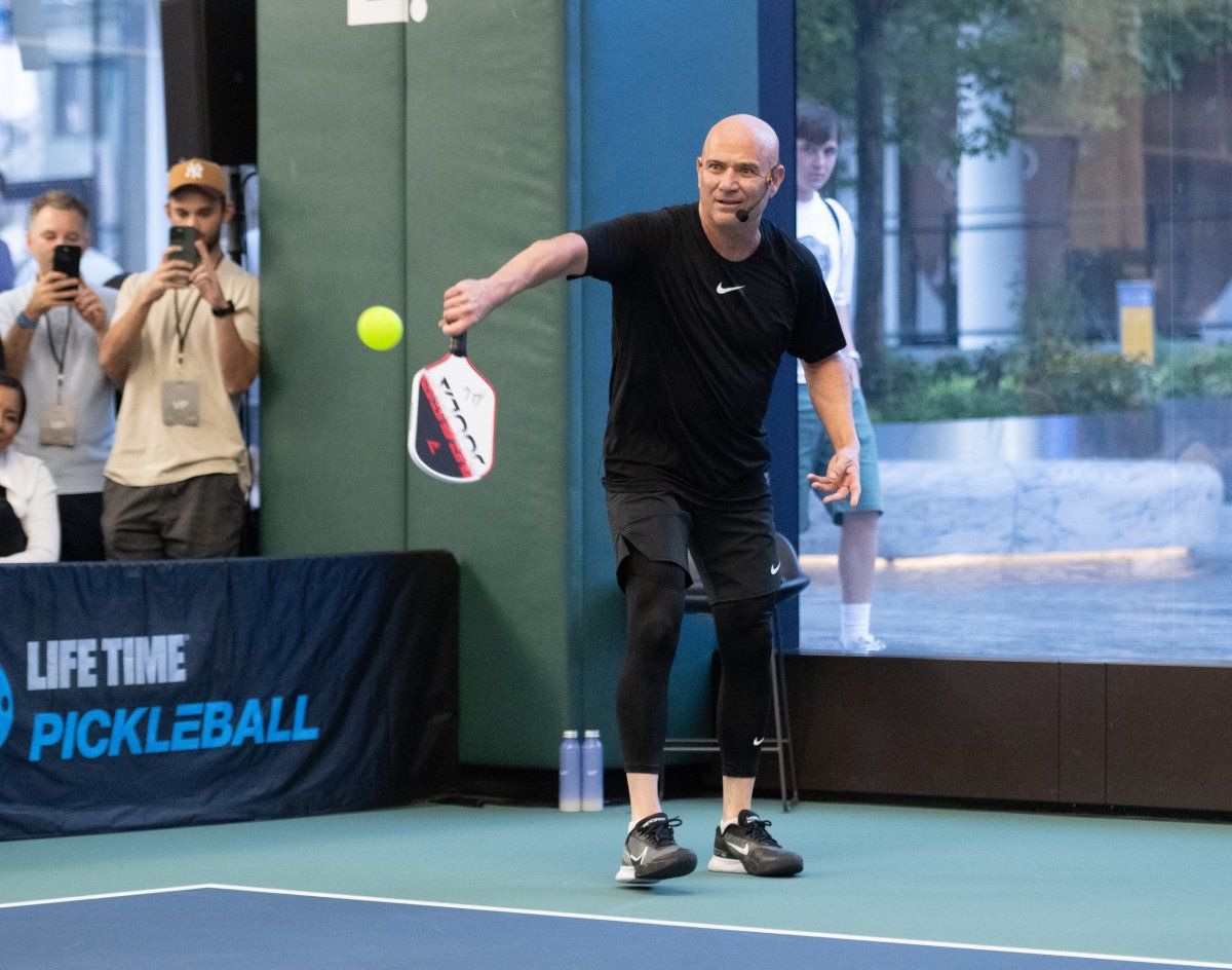 ¡El Pickleball Despega en España! El Nuevo Deporte que Desafía al Padel y Atrae Inversiones Millonarias (con Agassi a la cabeza)