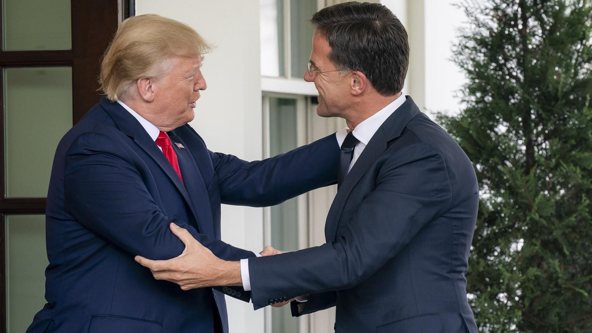 Trump publica el mensaje que le envió el jefe de la OTAN antes de la cumbre: "Este será tu éxito, Europa pagará a lo grande"