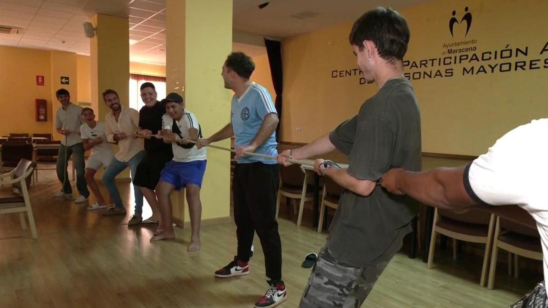 Así es la terapia 'La Charla' en Granada que ayuda a jóvenes conflictivos: "Ya no estoy en la calle haciendo tonterías"