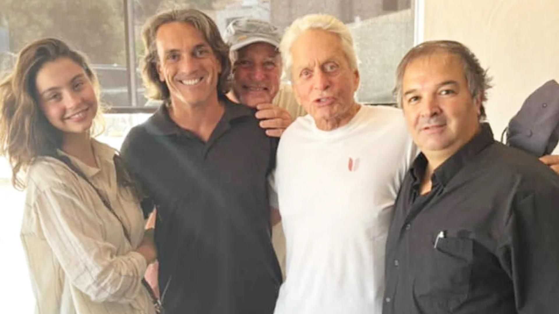 El restaurante de Menorca en el que Michael Douglas ha comido con su hija Carys El restaurante de Menorca en el que Michael Douglas ha comido con su hija Carys