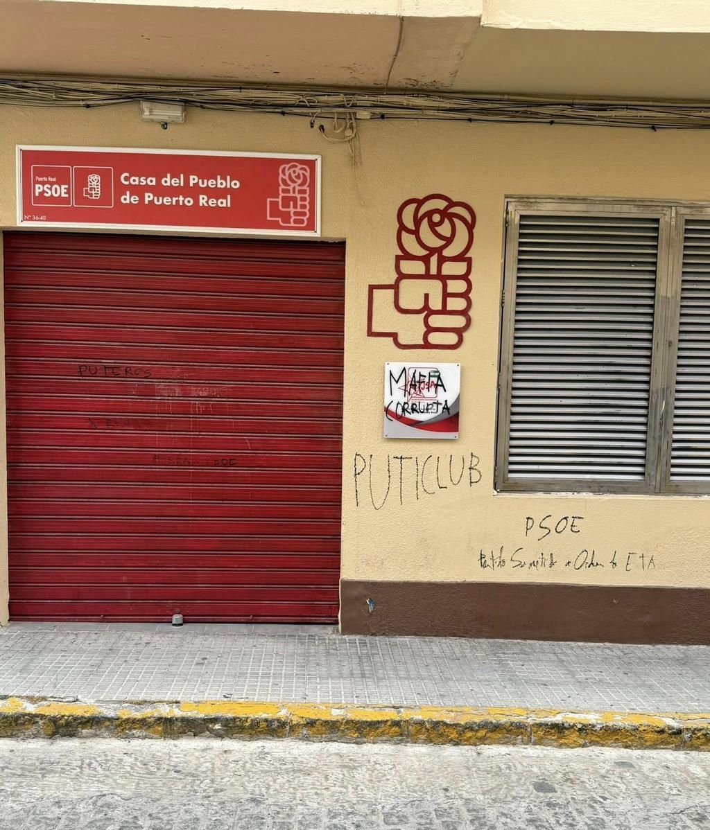 Fachada de la sede del PSOE local de Puerto Real