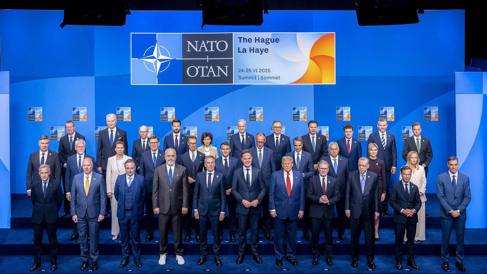 Foto de familia de la Cumbre de la OTAN en La Haya