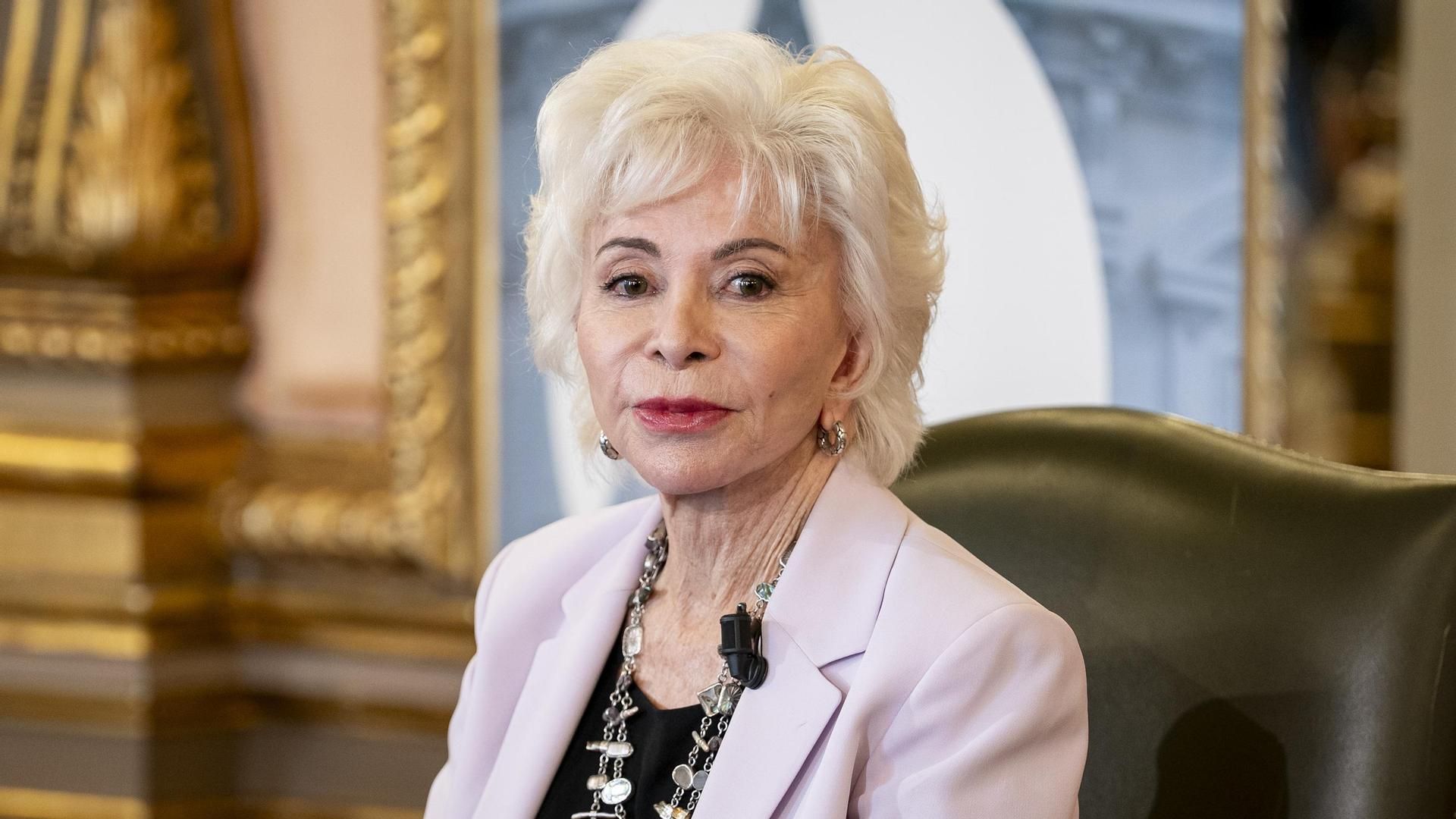 Isabel Allende Isabel Allende