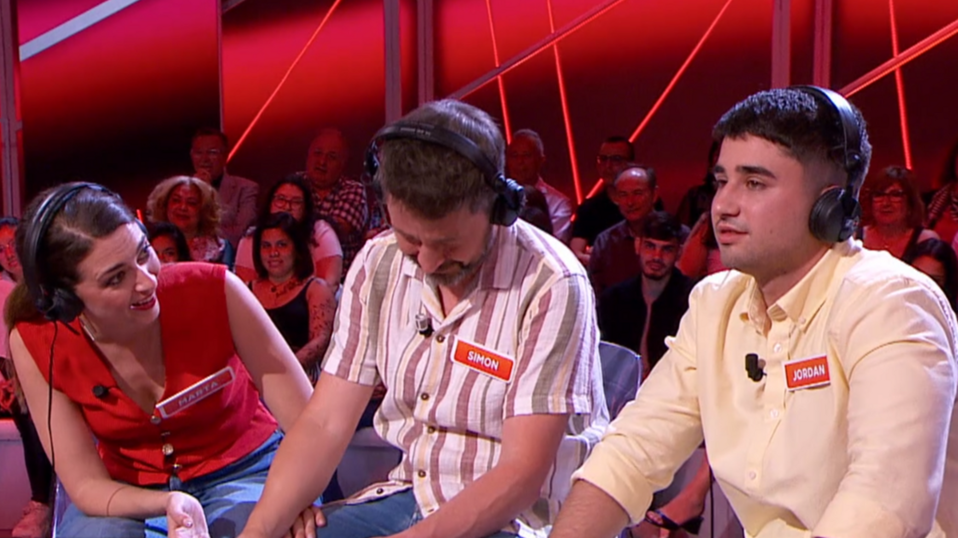 La tensión sobrepasa a un concursante de 'Familia de profes' que rompe a llorar durante la última palabra: "Es mucho dinero"