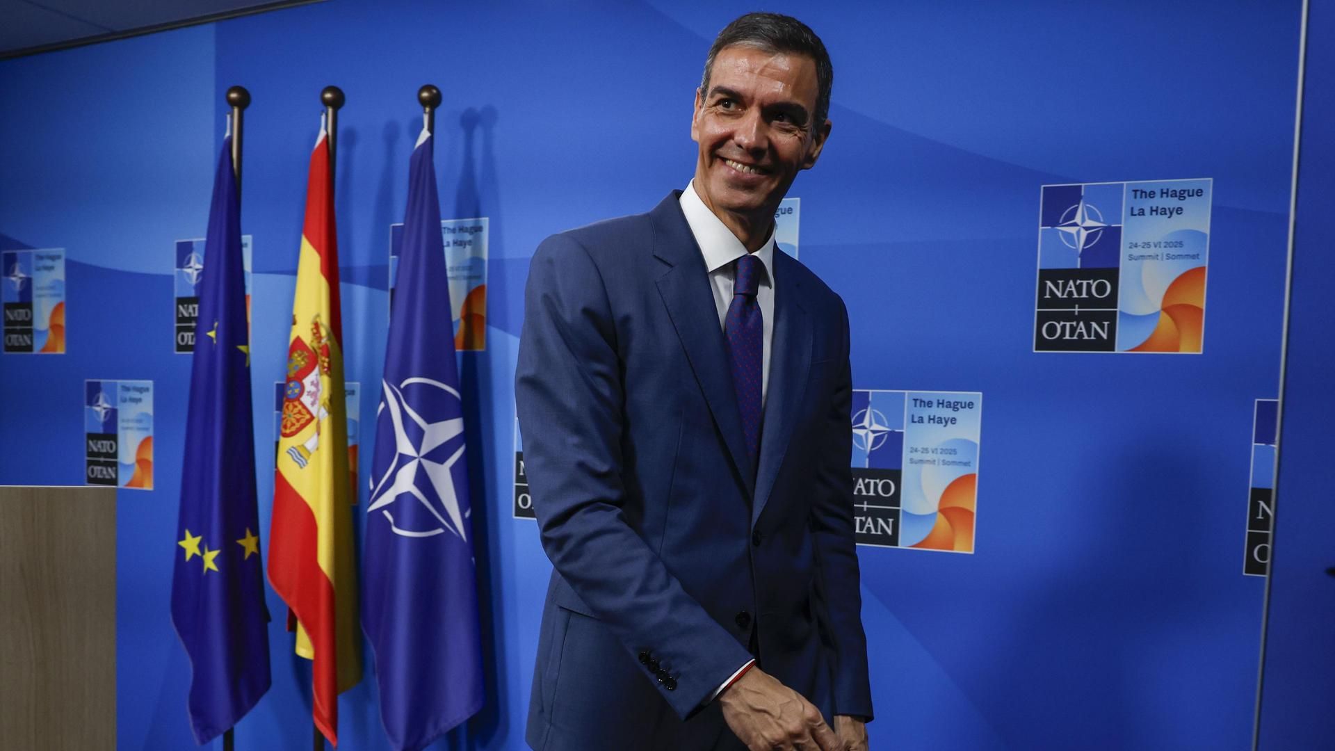 Pedro Sánchez, tras la rueda de prensa posterior a la Cumbre de la OTAN en La Haya