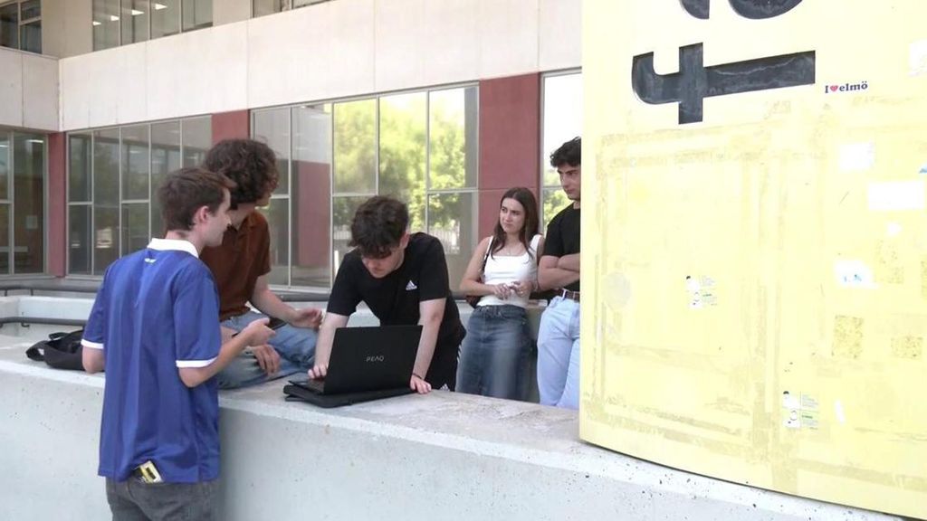 Aumenta el número de jóvenes que niegan la existencia de la violencia machista: "Creo que se utiliza como bandera"