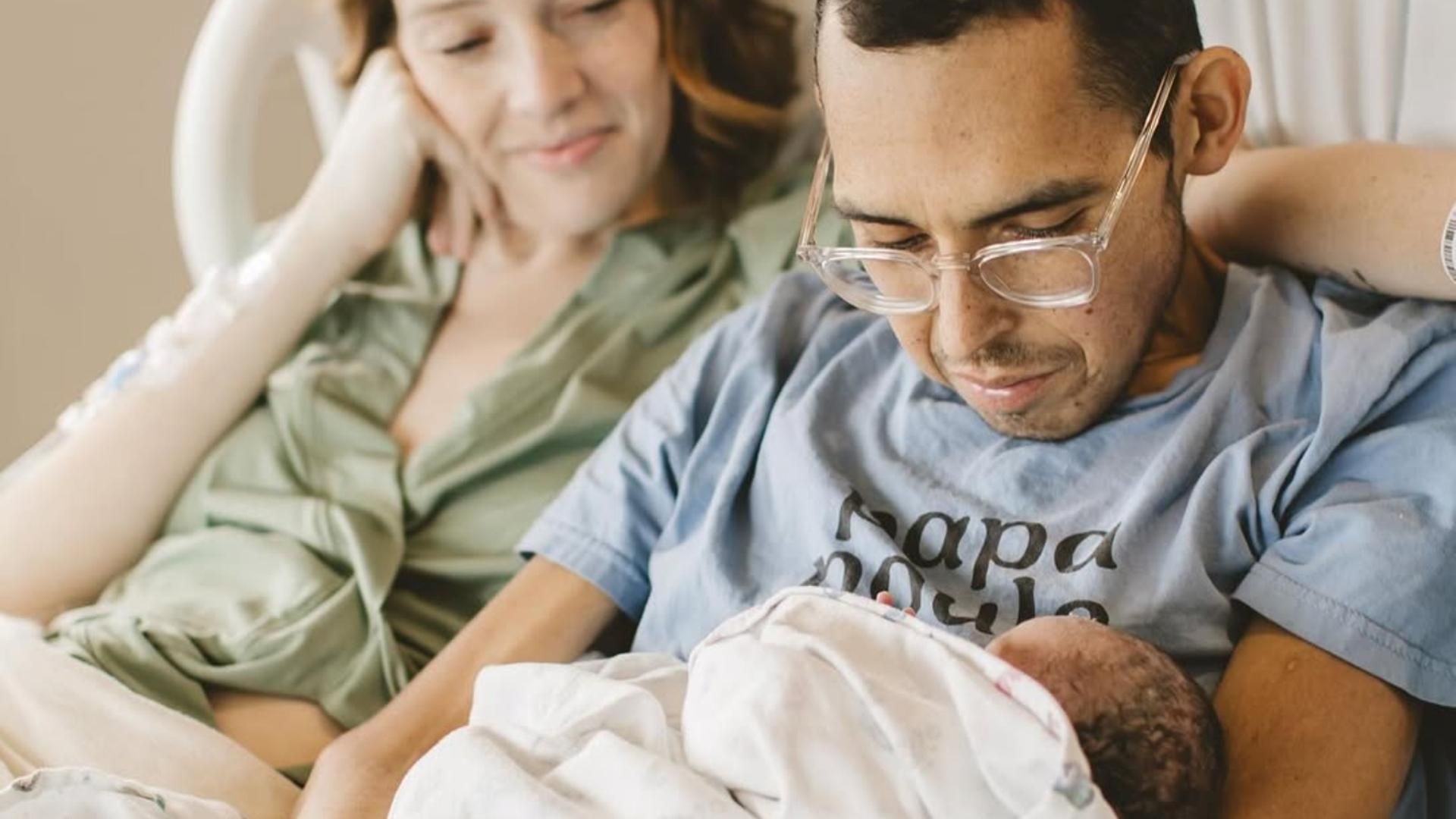 Tanner Martin fue padre de una niña hace cinco semanas
