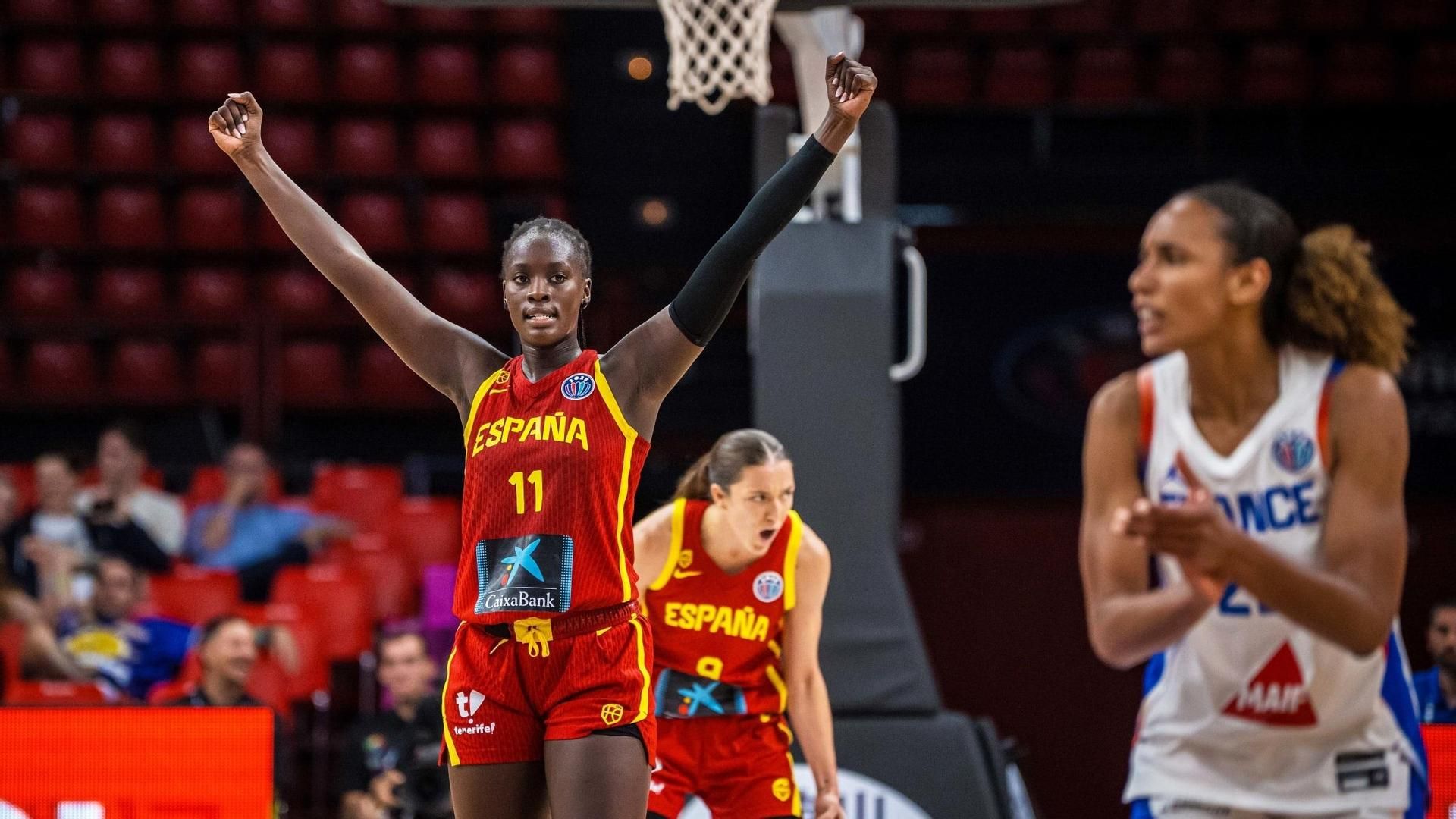 España se impone a Francia y se mete en la final del Eurobasket 2025 en una remontada agónica