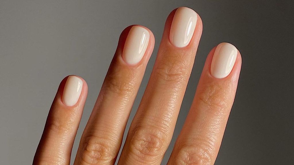 Manicura 'bocadito de nata'