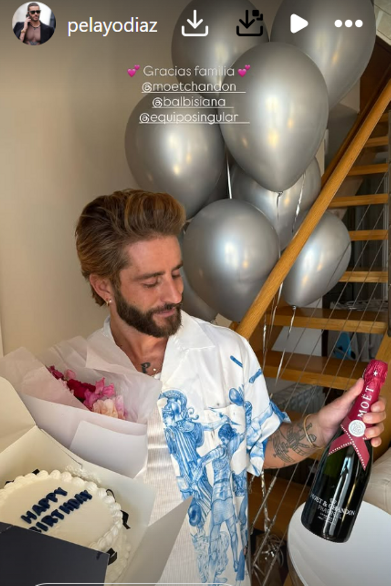 Pelayo Díaz enseña los primeros regalos de cumpleaños que ha recibido