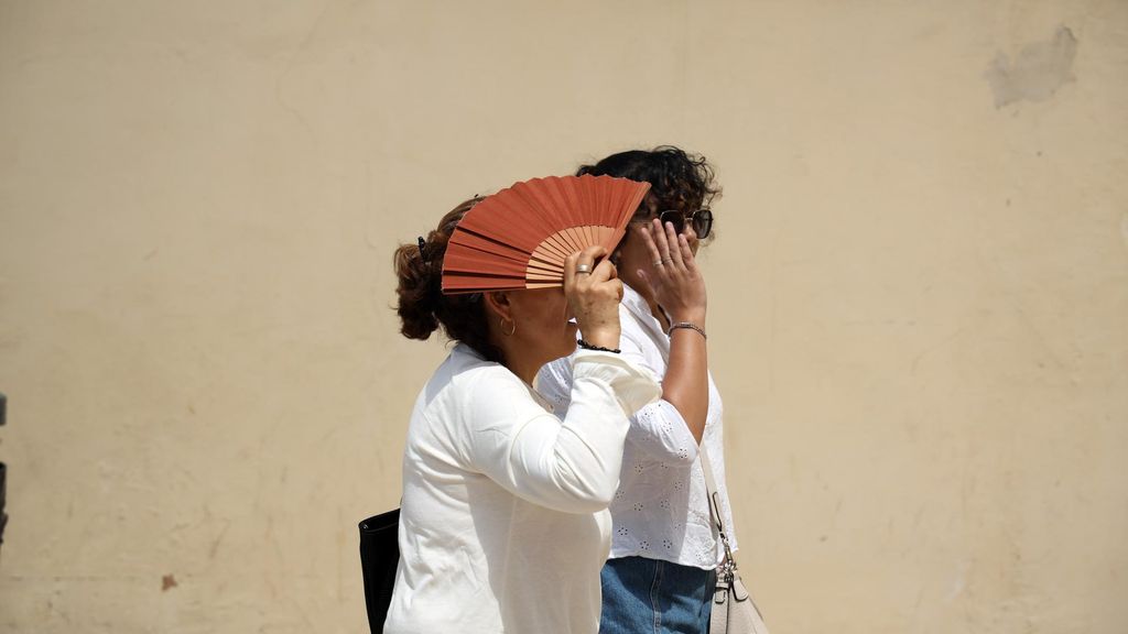 Temperaturas sofocantes en la primera ola de calor del verano en España
