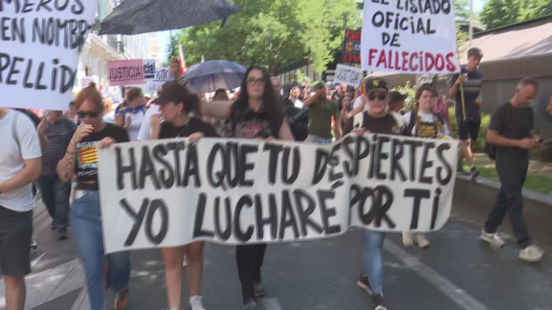Afectados por la dana se manifiestan en el Tribunal Supremo y en el Congreso: 'Por la Verdad y la Justicia'